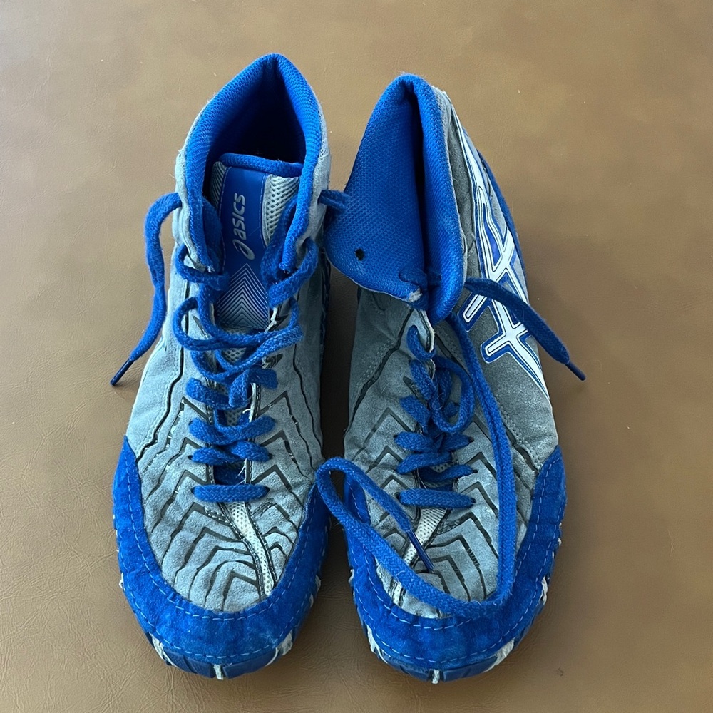 Asics Blue and Gray Wrestling Shoes